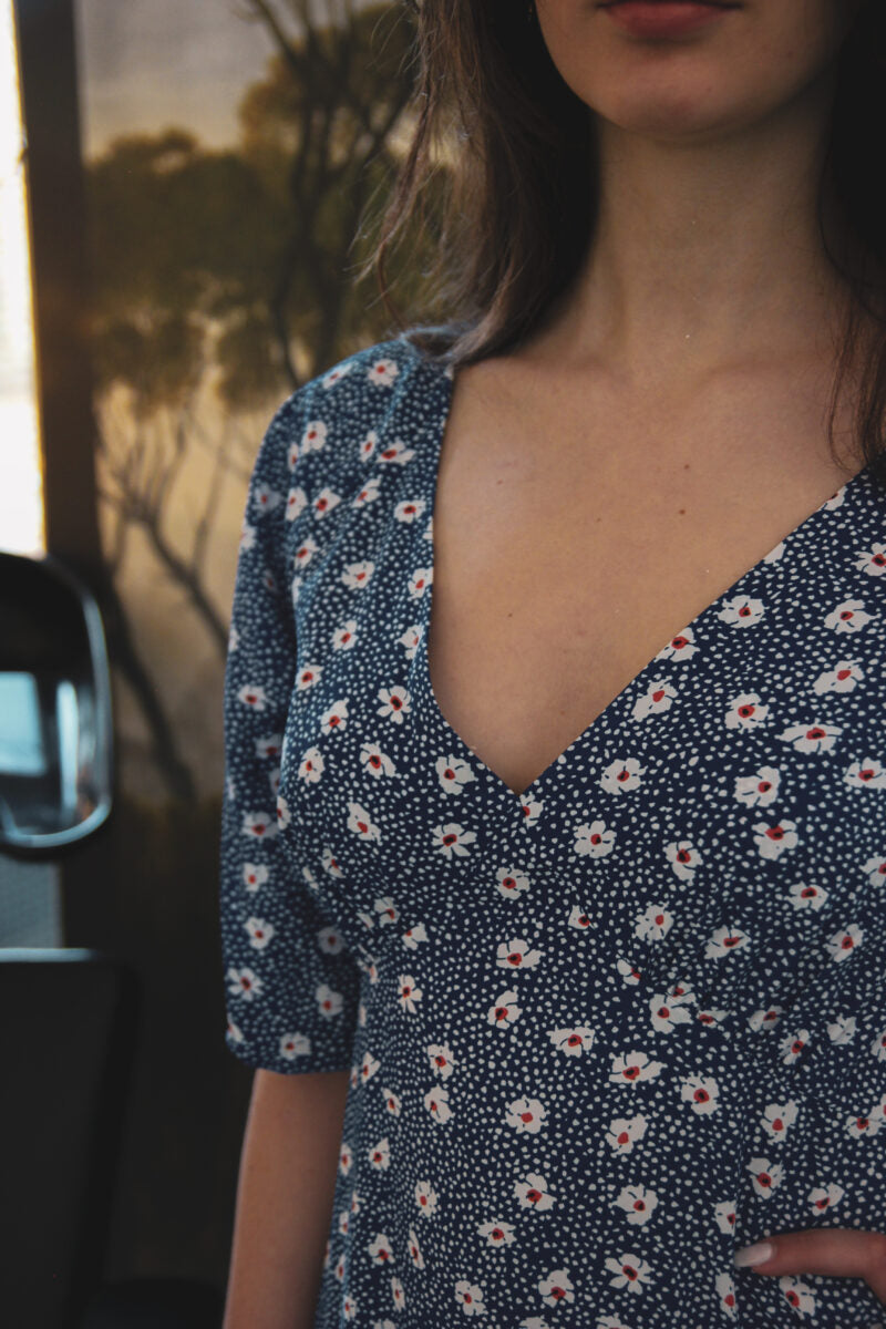 Vestido con margaritas de Traffic People