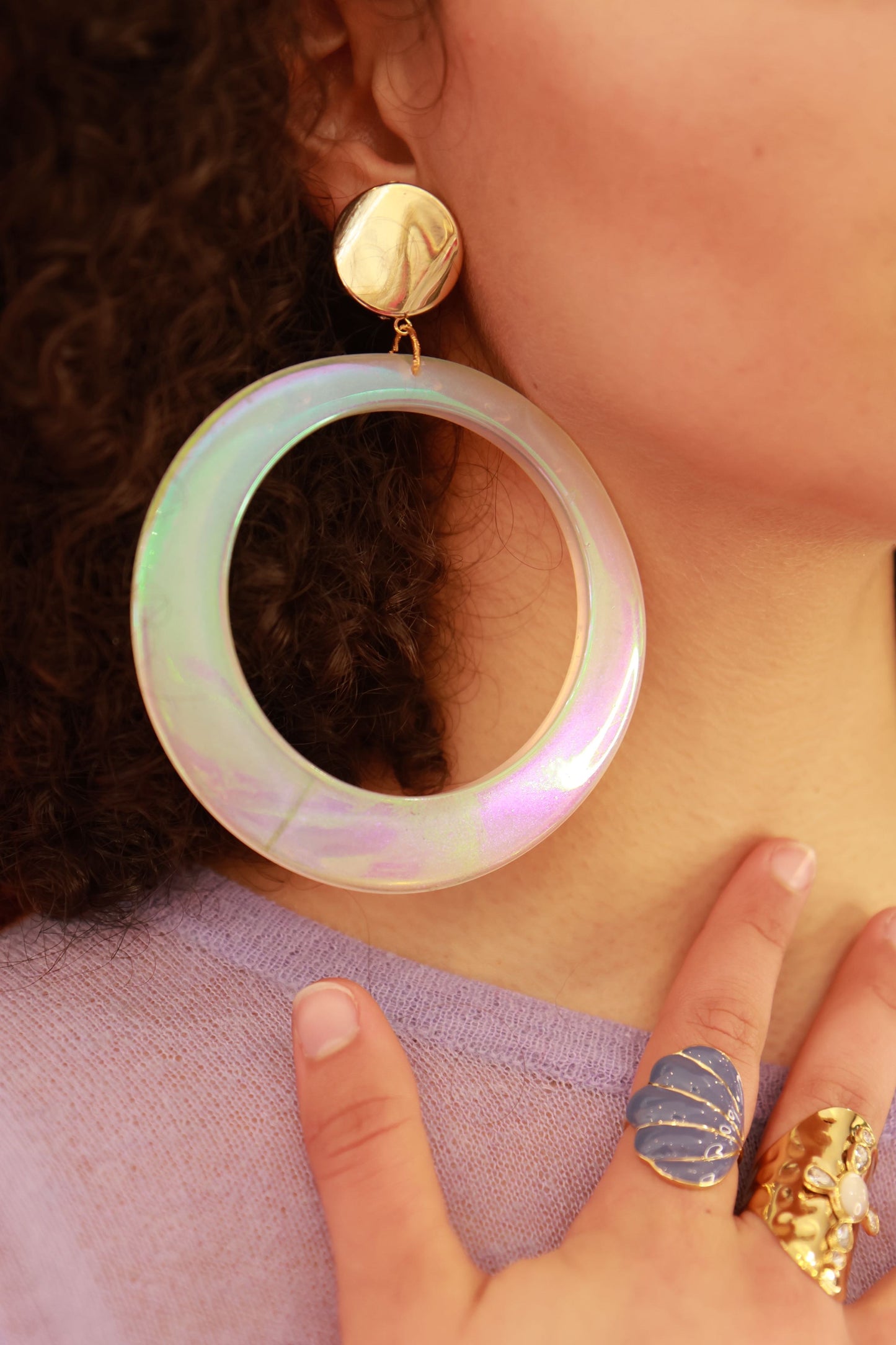 Créoles lunaires by Marion Godart