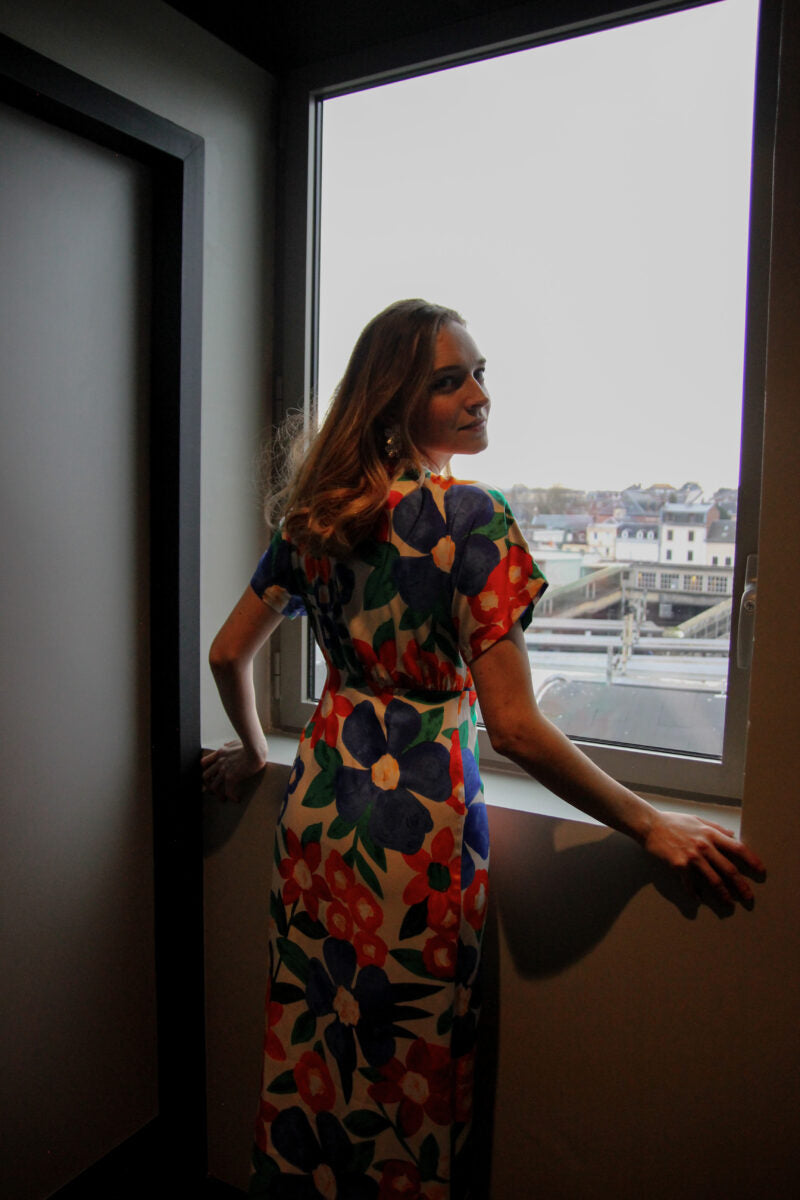 Robe Laila Traffic People