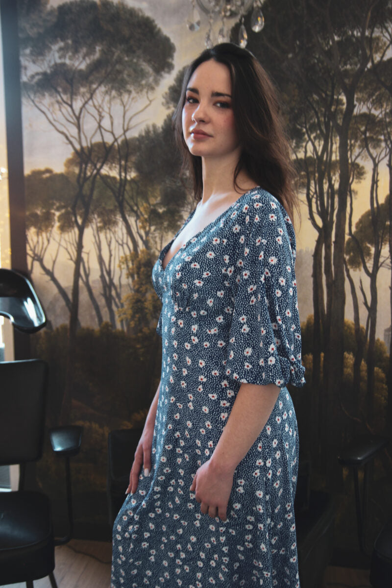 Vestido con margaritas de Traffic People