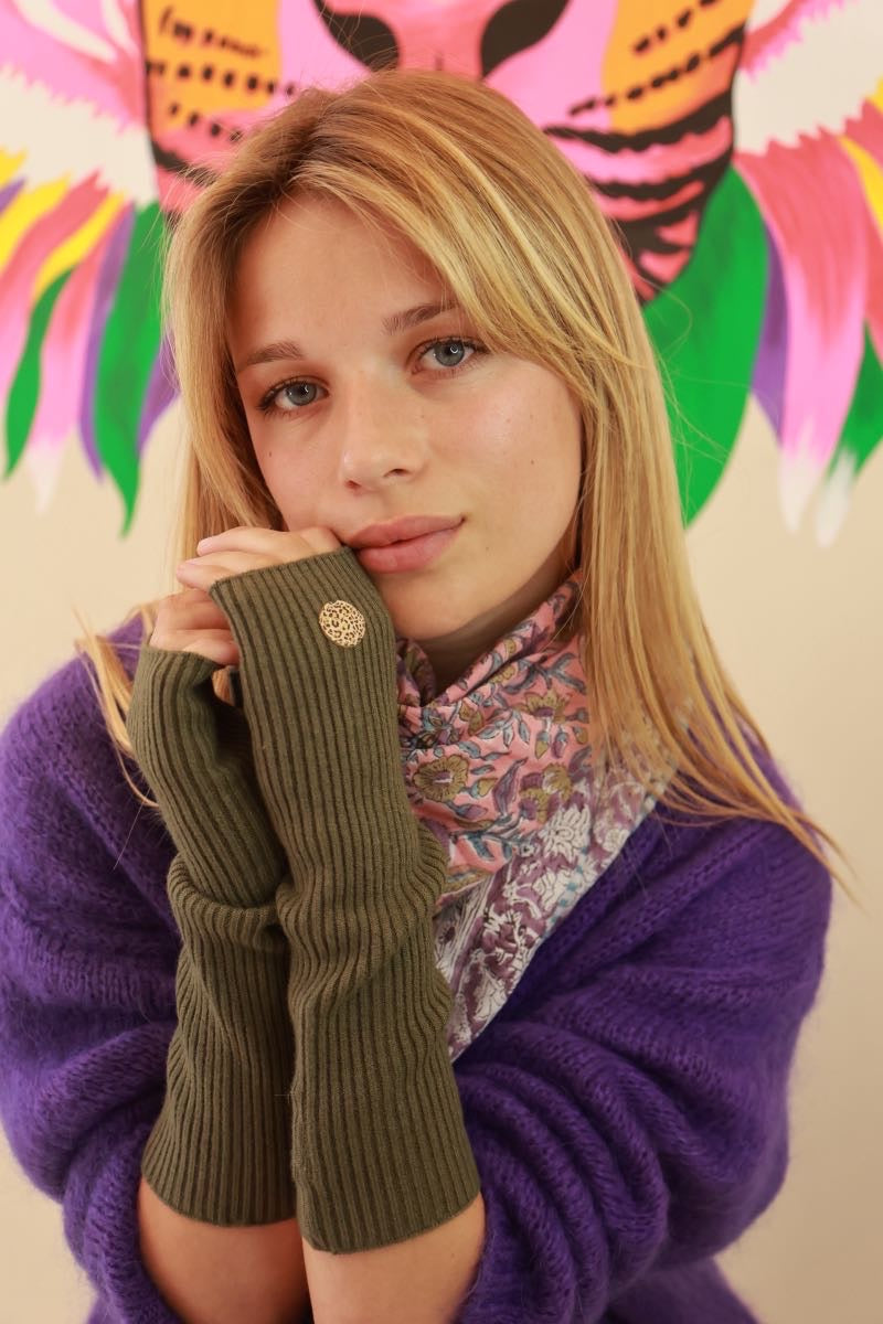 Mitaines kaki by Les Impatientes