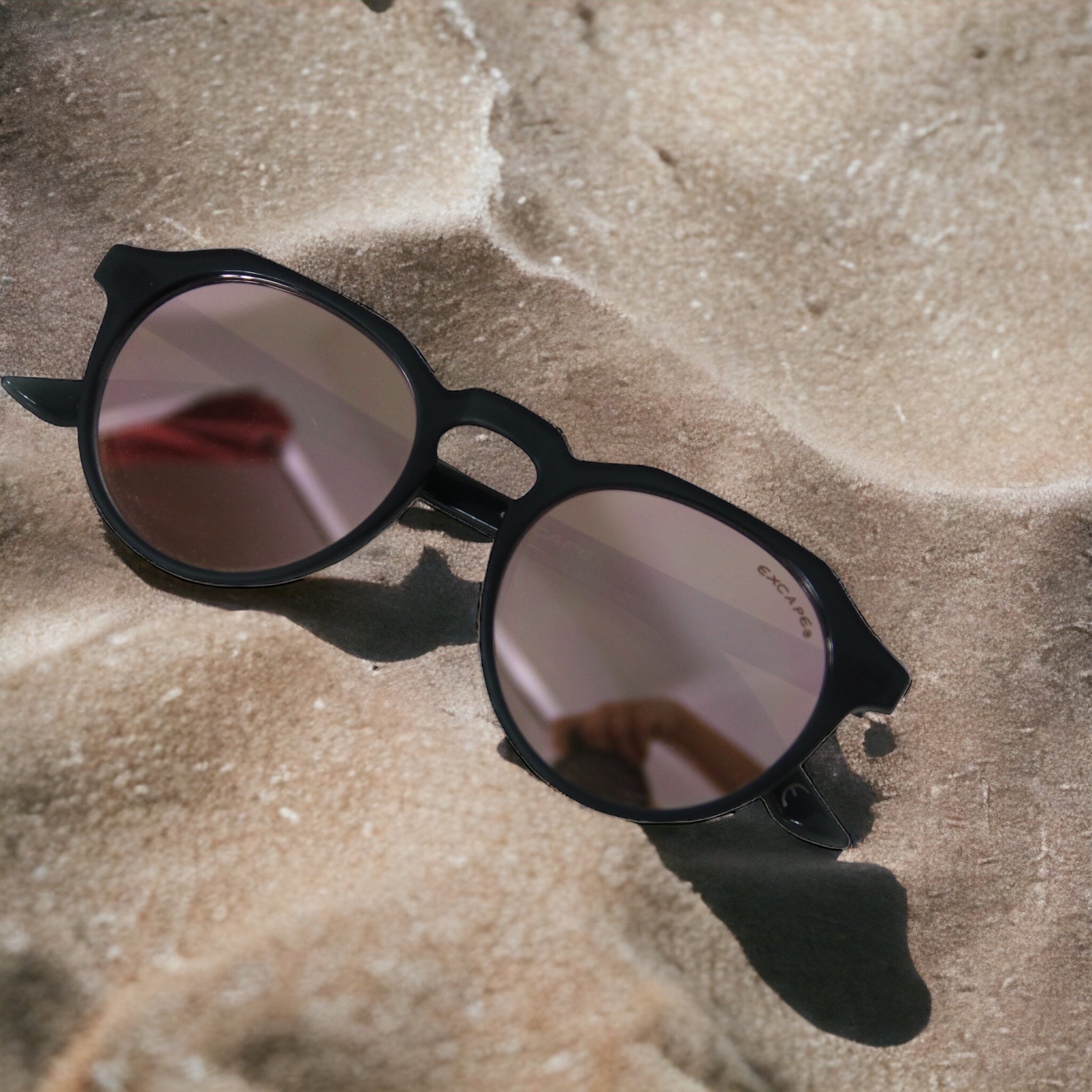 Lunettes de soleil elsa black excape boutique la p’tite rebelle Amiens