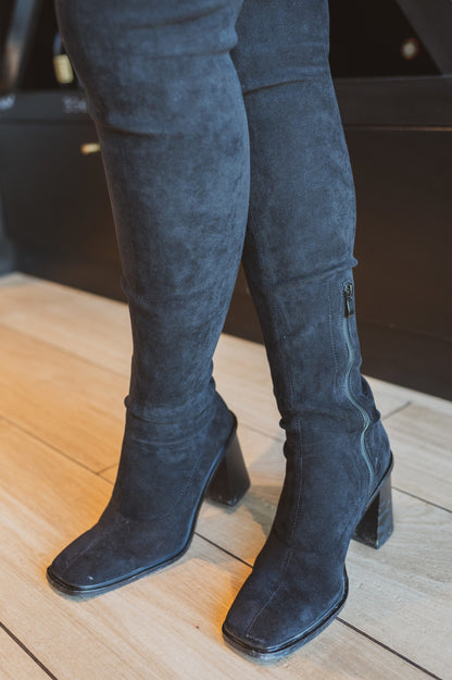 Vanessa Wu black thigh high boots