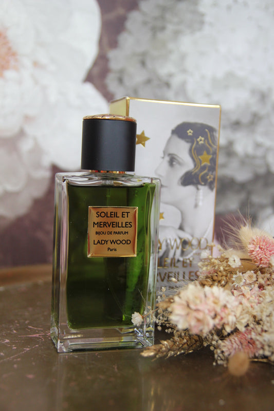 Perfume Sun and Wonder Lady Wood 